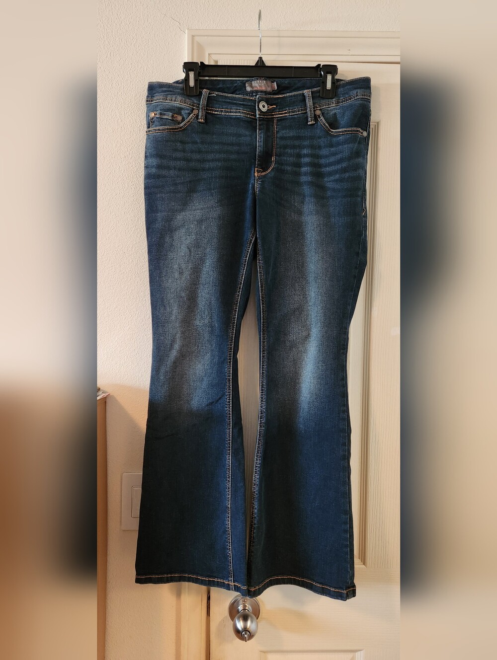 Torrid Luxe Slim Blue Mid-Rise Flare Boot Zipper 5-Pocket Jeans Size 12S Petite